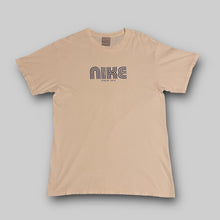 画像をギャラリービューアに読み込む, Nike white tee since 1972