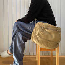 画像をギャラリービューアに読み込む, 00’S Nike multifunctional beige shoulder bag