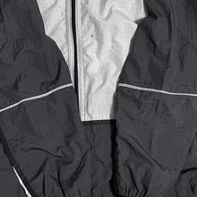 画像をギャラリービューアに読み込む, 90'S NIKE 2tone ventilation zip up