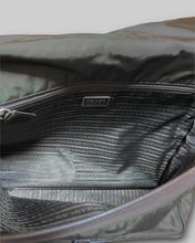 画像をギャラリービューアに読み込む, PRADA synthetic leather piping shoulder bag