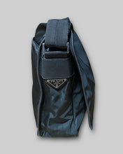 画像をギャラリービューアに読み込む, PRADA synthetic leather piping shoulder bag