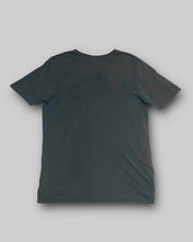 画像をギャラリービューアに読み込む, Nike olive slit tee