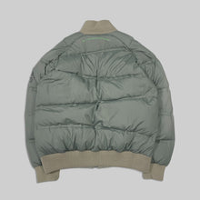 画像をギャラリービューアに読み込む, 2005’s Nike ACG deformation pattern down jacket