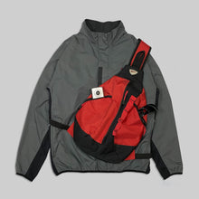 画像をギャラリービューアに読み込む, 00’s Nike red multi pocket one shoulder bag