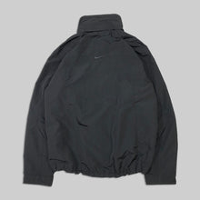 画像をギャラリービューアに読み込む, Nike black & red nylon 2in1 blouson