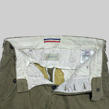 画像をギャラリービューアに読み込む, Moncler flap pocket cargo pants