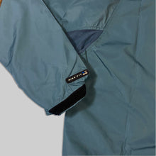 画像をギャラリービューアに読み込む, 2000’s Nike acg cycling anorak