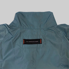 画像をギャラリービューアに読み込む, 2000’s Nike acg cycling anorak