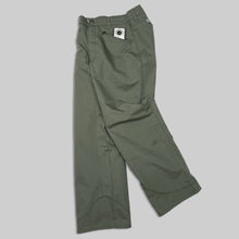 画像をギャラリービューアに読み込む, 00'S Salomon waterproof nylon pants