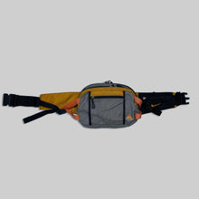 画像をギャラリービューアに読み込む, Nike acg yellow / gray multi pocket bag