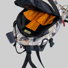 画像をギャラリービューアに読み込む, Salomon multi gimmick back pack