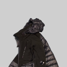 画像をギャラリービューアに読み込む, C.P company deformation pattern down jacket