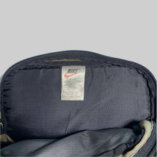 画像をギャラリービューアに読み込む, Nike acg yellow / gray multi pocket bag