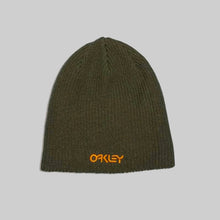 画像をギャラリービューアに読み込む, Oakley "FACTORY PILOT" beanie