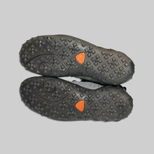 画像をギャラリービューアに読み込む, 2002’s Nike acg aqua sock