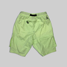 画像をギャラリービューアに読み込む, 2019'S Nike acg fluorescent color multi pocket shorts