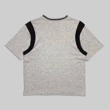 画像をギャラリービューアに読み込む, Nike gray & black switch T-shirt