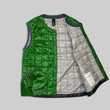 画像をギャラリービューアに読み込む, 14’AW and wander panel stitch vest