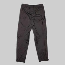 画像をギャラリービューアに読み込む, 2006's Salomon Gore-tex paclite shell pants