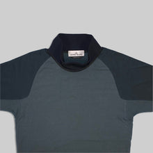 画像をギャラリービューアに読み込む, Stone island mock neck T-shirt