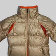 画像をギャラリービューアに読み込む, 2005’s Nike reversible ventilation down