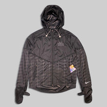 画像をギャラリービューアに読み込む, Nike nylon ventilation built-in gloves zip up hoodie