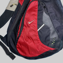 画像をギャラリービューアに読み込む, Nike red / black one shoulder bag