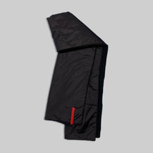 画像をギャラリービューアに読み込む, Prada sports nylon scarf