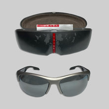 画像をギャラリービューアに読み込む, 00'S Prada sport vintage sport sunglasses