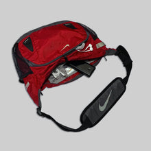 画像をギャラリービューアに読み込む, 90'S Nike red multi pocket shoulder bag