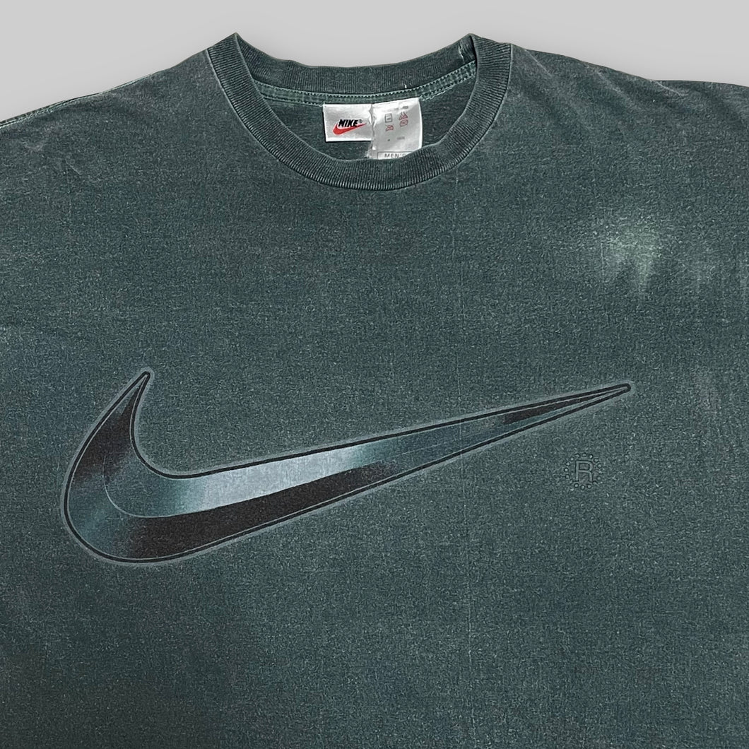 90'S Nike metallic swoosh Tee