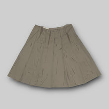 画像をギャラリービューアに読み込む, Prada camo deformation pleats skirt
