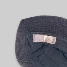 画像をギャラリービューアに読み込む, 00’S Nike metal patch sailor hat
