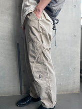 画像をギャラリービューアに読み込む, Nike ACG beige fatigue pants
