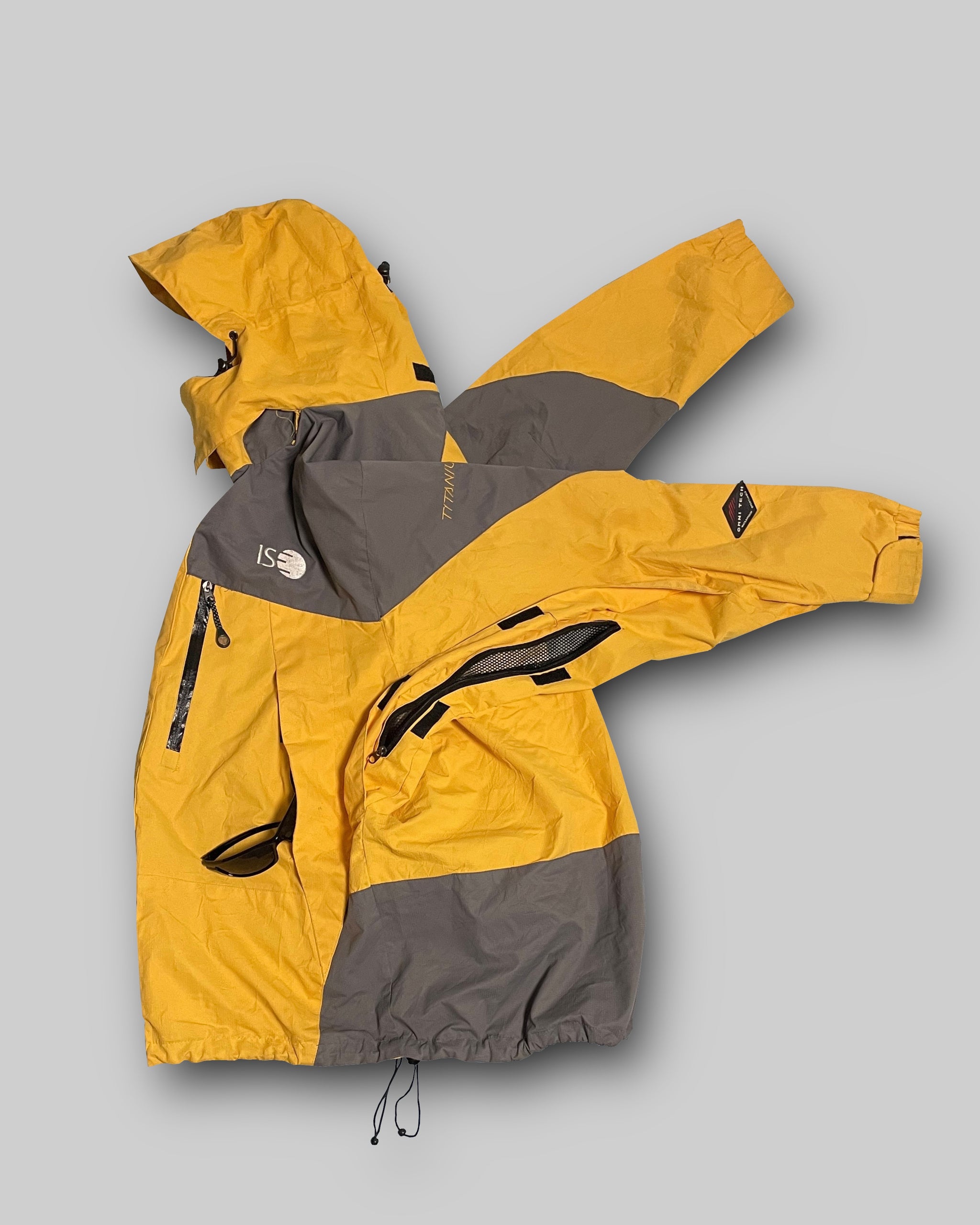 00'S Columbia×ISS omni-teck shell jacket – Equipment